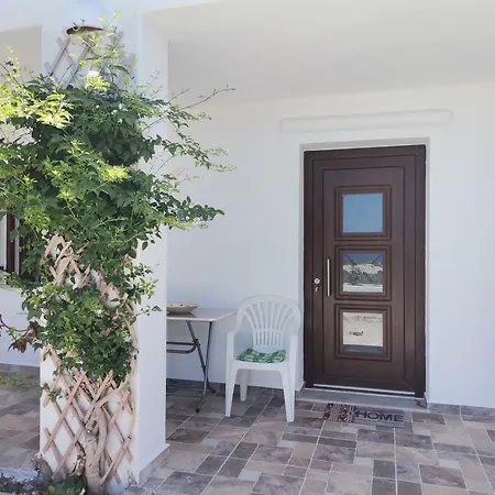 Vineyard House بيت للعطل *